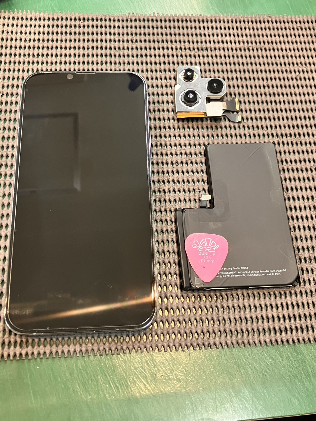 iPhone13Promaxのバッテリーとアウトカメラ交換を行いました！　-スマホ修理工房和光駅前店-