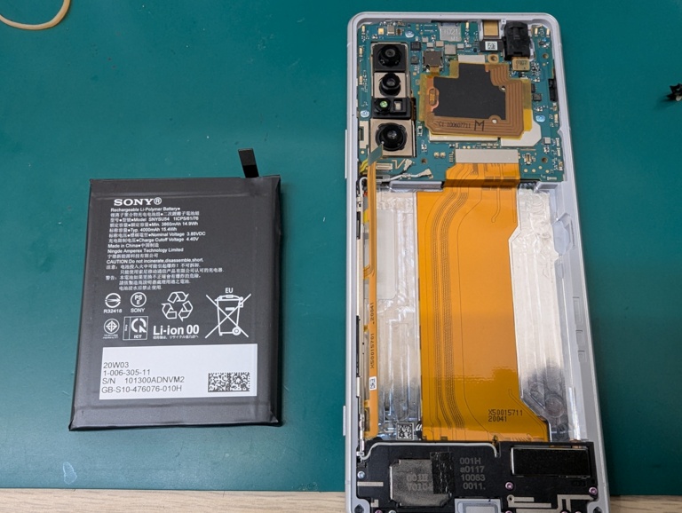 【スマホ修理工房アル・プラザ小杉店】Xperia（エクスペリア）の修理もおまかせください！