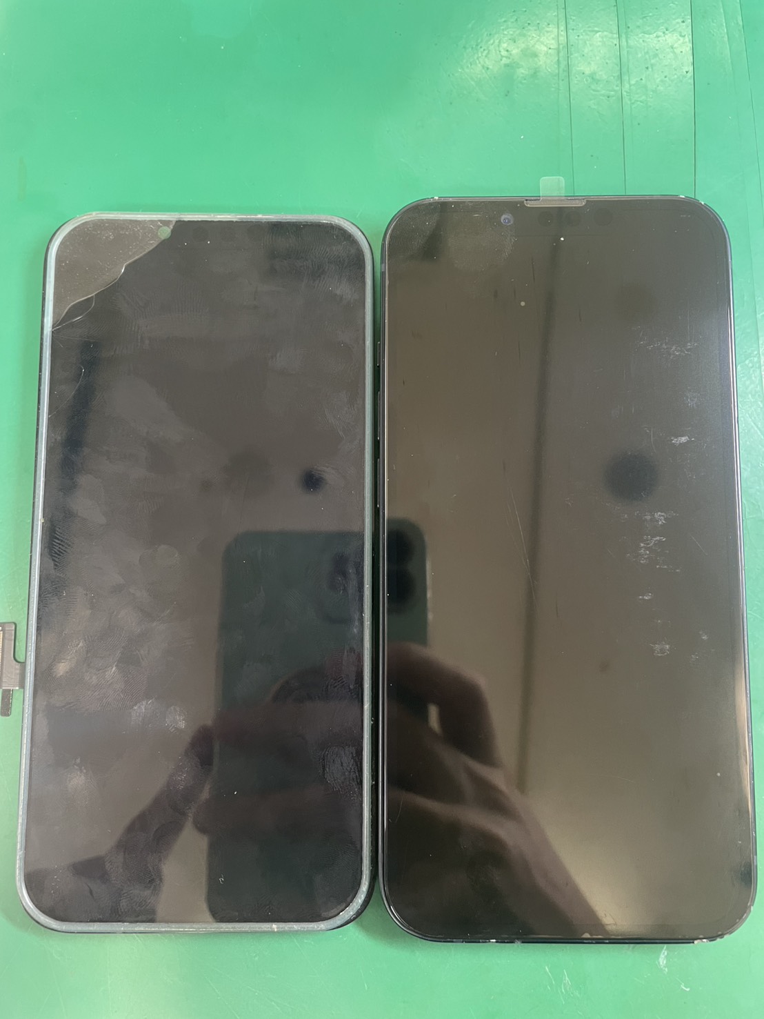 iPhone13液晶交換修理を行いました！【スマホ修理工房三鷹店】