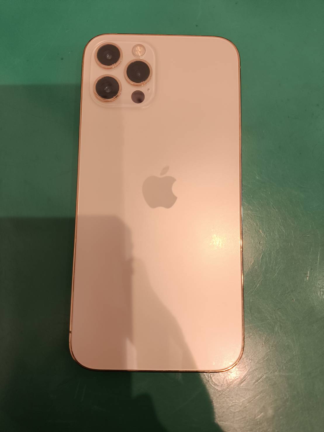 iPhone 11Proの両面ガラスコーティングを対応しました！【スマホ修理工房 京王アートマン府中店】