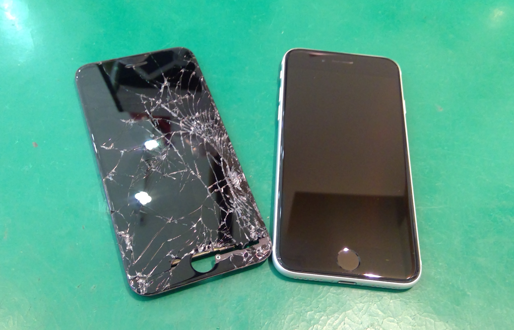 ⚡🔋iPhoneSE2（アイフォンエスイーツー)パネル交換🔋⚡