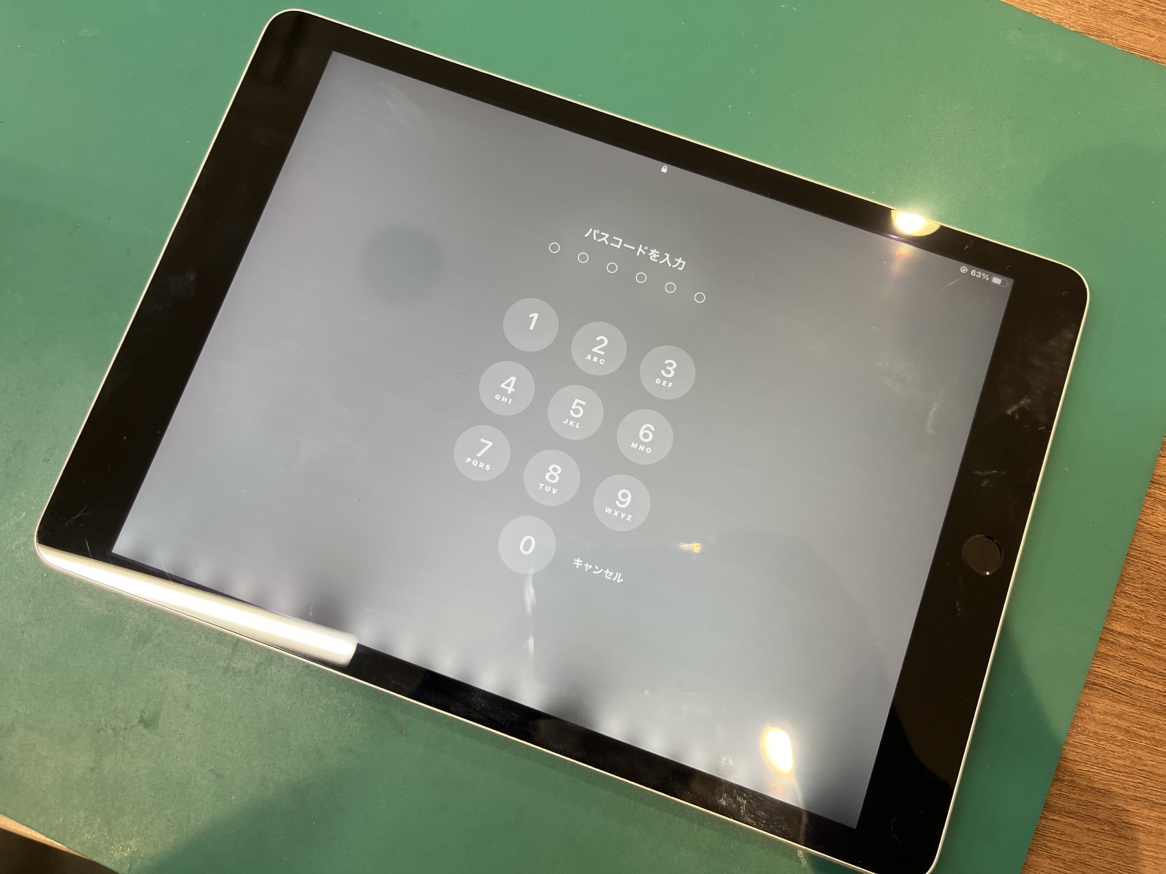 【iPad (第9世代) 】 液晶交換も承っております！