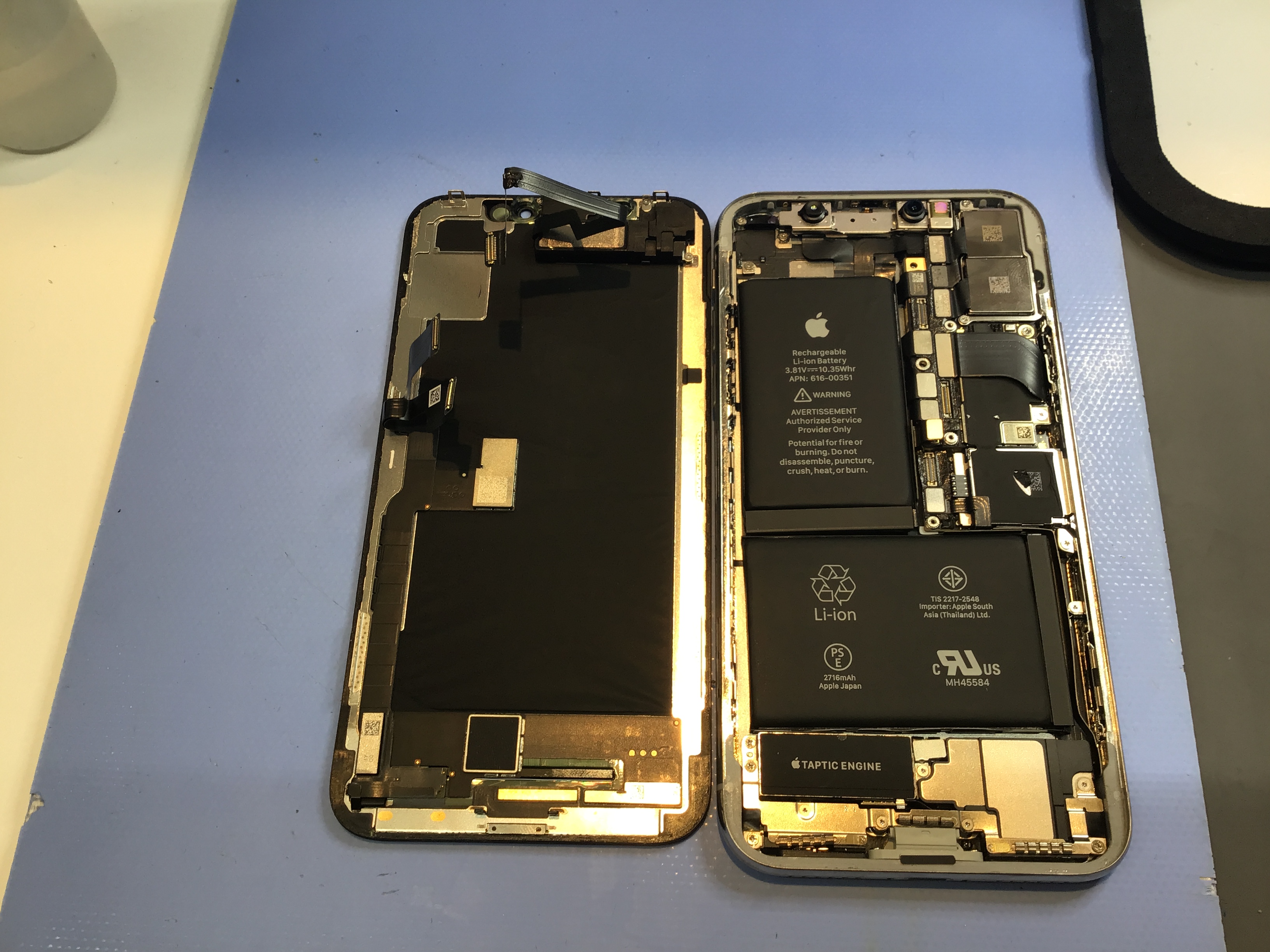 iPhoneXのバッテリー交換は、データそのまま・即日修理のスマホ修理工房グランデュオ蒲田店へ！