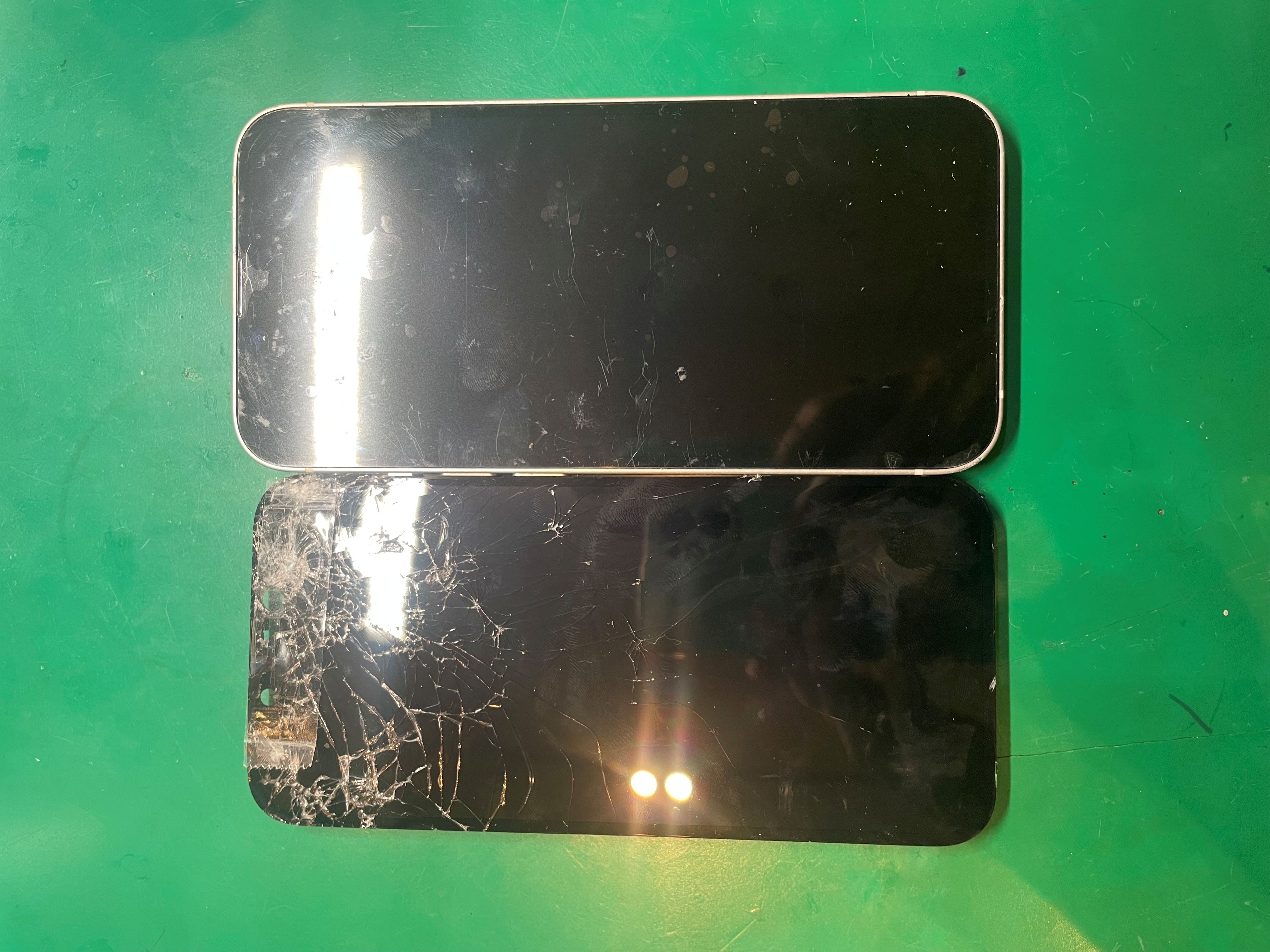 iPhone13液晶交換修理を行いました！【スマホ修理工房三鷹店】