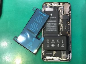 iPhone11ProMaxのバッテリー交換なら最短即日修理のスマホ修理工房ラザウォーク甲斐双葉店にご相談ください！