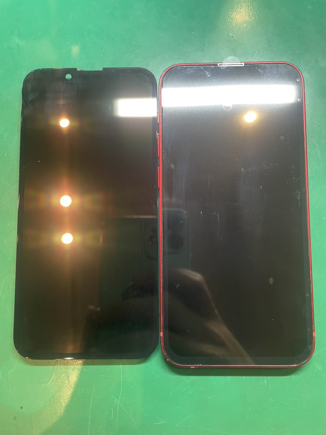 落として画面が映らない…　iPhone 13mini 画面交換修理を行いました【スマホ修理工房ミーツ国分寺店】