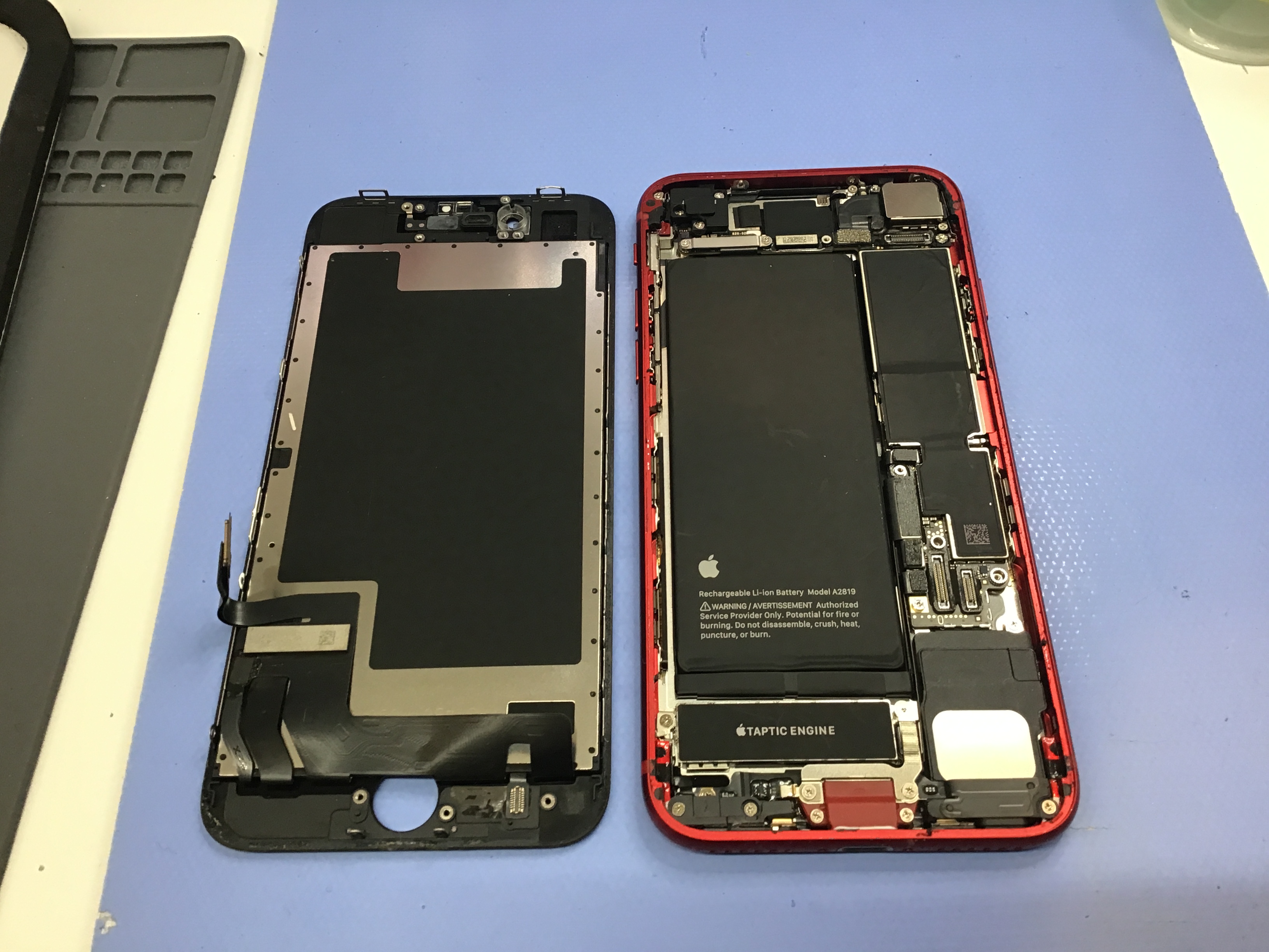 iPhoneSE3のバッテリー交換は、データそのまま・即日修理のスマホ修理工房　橋本店へ！