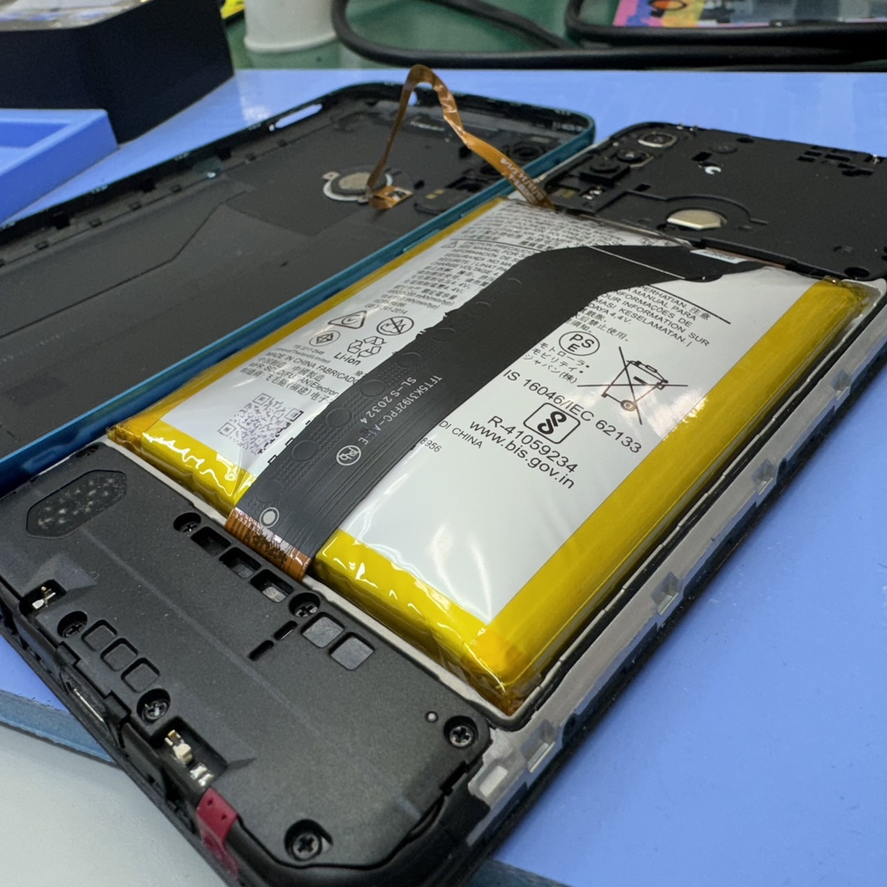 Android（アンドロイド）Xperiaのバッテリー交換！「スマホ修理工房　ALCo越谷店」