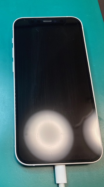 伊予市内のお客様よりご依頼いただきました☆ iPhone 13の通話不良も【スマホ修理工房 伊予店】にお任せください！