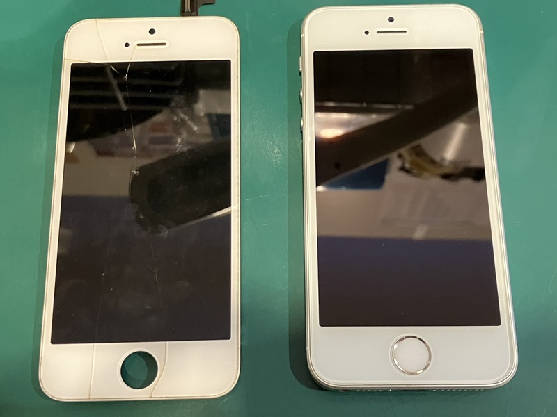 iPhone SE初代の画面が割れてしまった、、そんな時は当店にお任せ 
