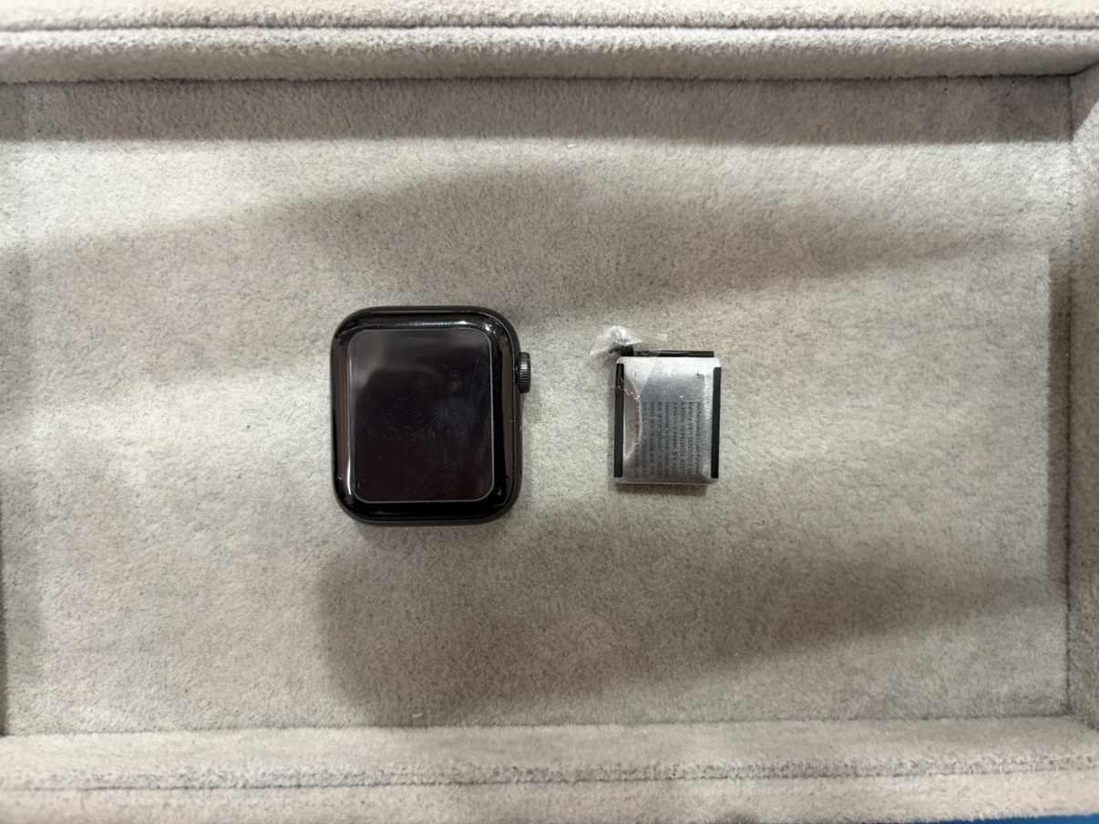 AppleWatchSE 40mmのバッテリー交換なら【スマホ修理工房 池袋P'パルコ本店】にお任せください！