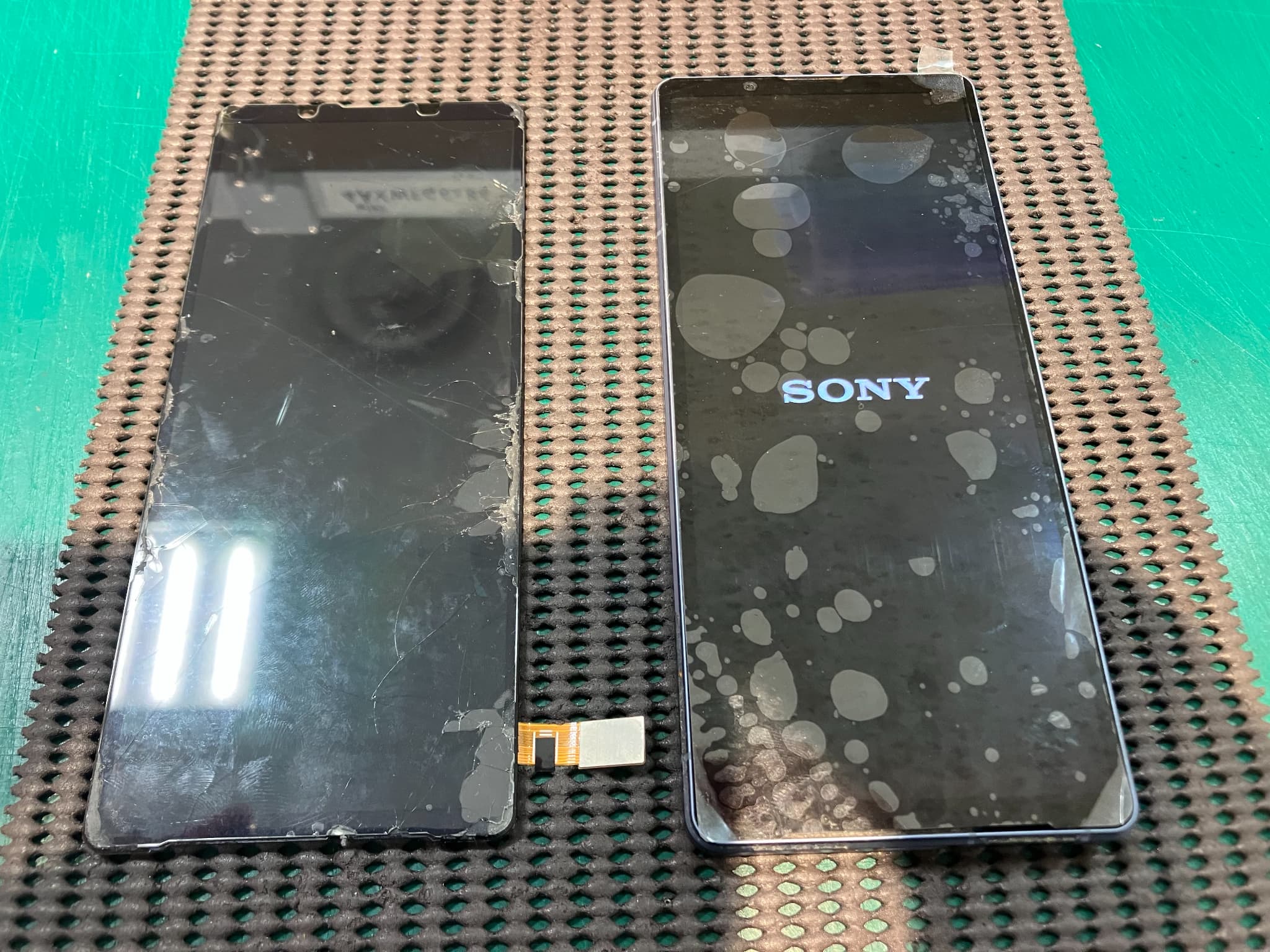 Xperia5Ⅴの画面が表示不良になり交換修理いたしました　-スマホ修理工房浦和パルコ店-