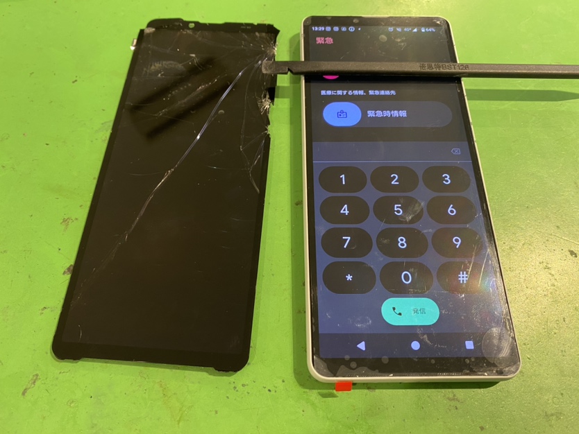 【Xperia 10 VI】画面交換もご対応しております！