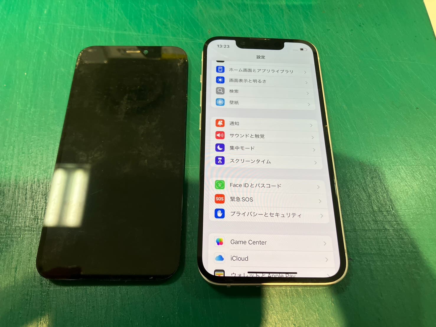 iPhone13miniの画面交換をいたしました　-スマホ修理工房浦和パルコ店-