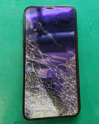 iPhone(アイフォン)11　起動不良復旧をしました！【スマホ修理工房　上野店】