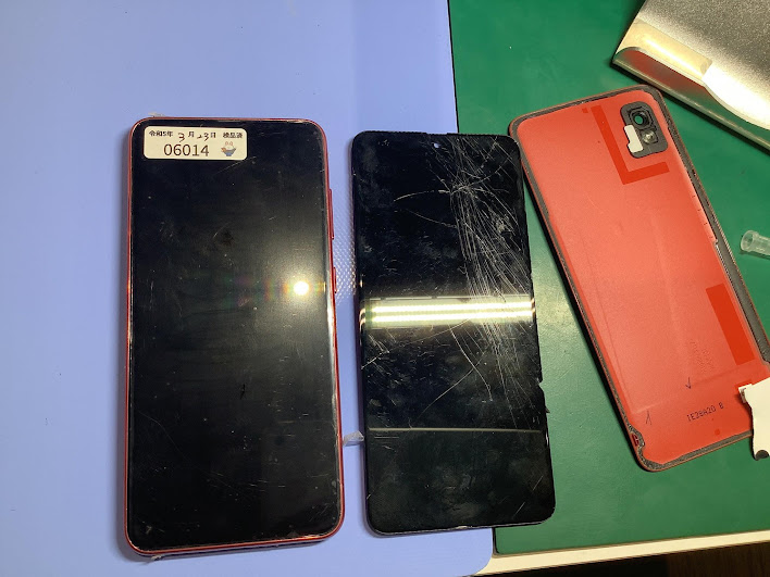 GalaxyA21の液晶画面交換ならデータをそのまま・最短即日修理のスマホ修理工房秋津店にご相談ください！