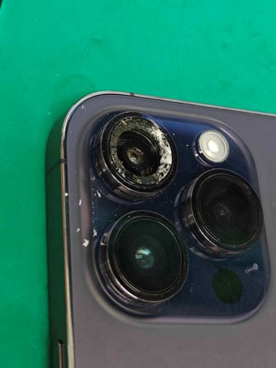 iPhone(アイフォン)14PROMaxのレンズ修理をしました!!【スマホ修理工房　上野店】