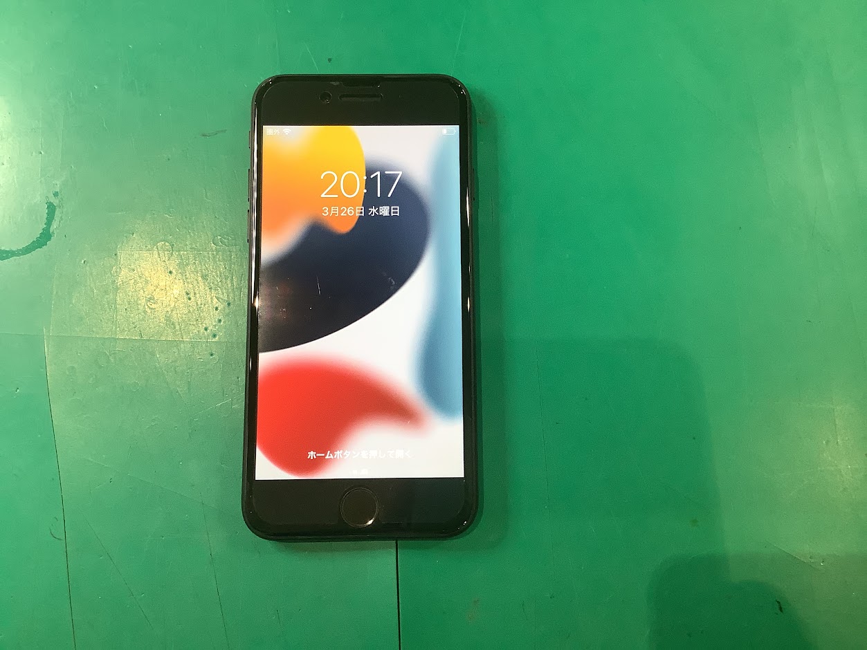 iPhoneSE2の画面交換ならデータをそのまま・最短即日修理のスマホ修理工房秋津店にご相談ください！