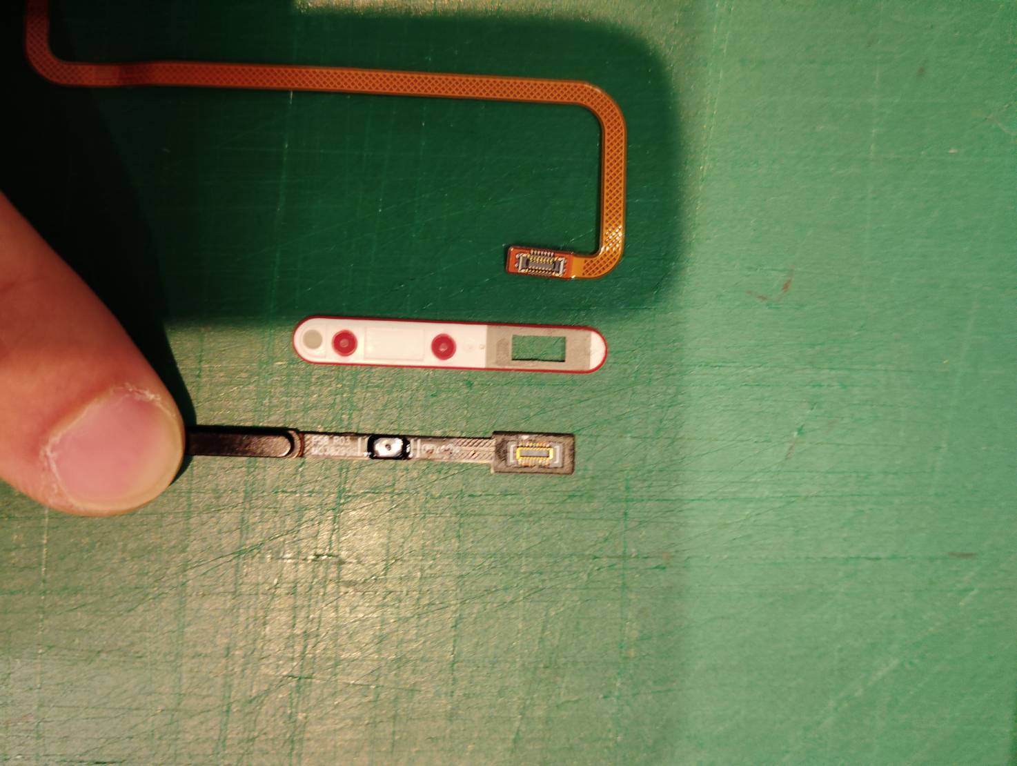 AQUOS Sense8 の電源ボタンが効かない症状を修理いたしました。　-スマホ修理工房浦和パルコ店-