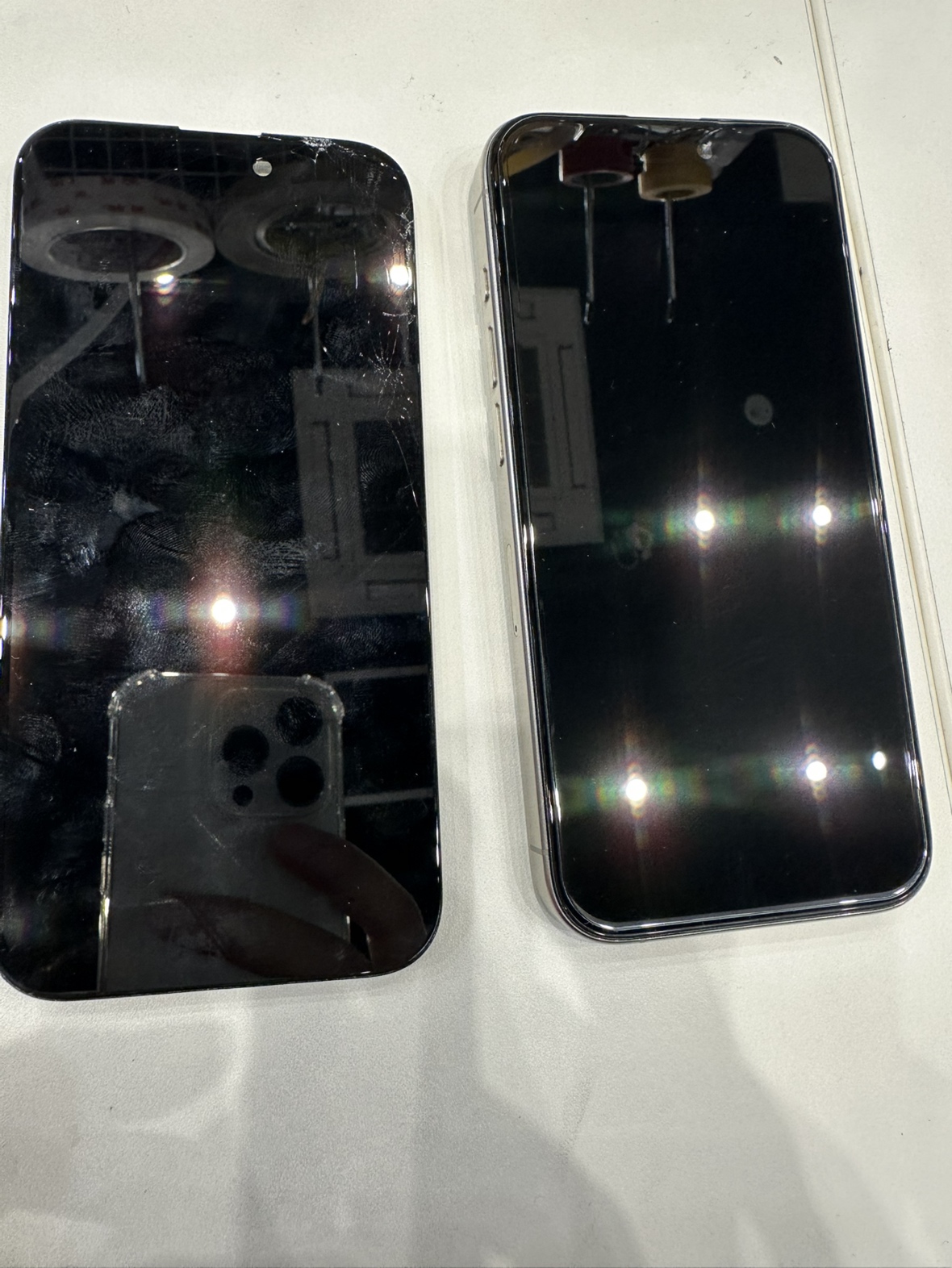 iPhone 15Pro（アイフォン）の画面割れはスマホ修理工房イオンモール福岡店で即日修理可能です！