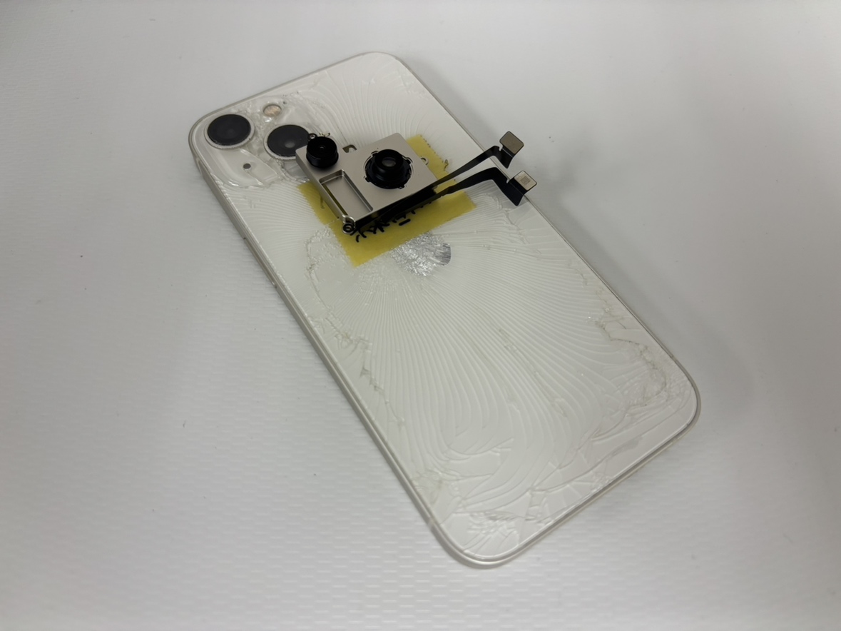 【中央林間店】iPhoneリアカメラも即日修理