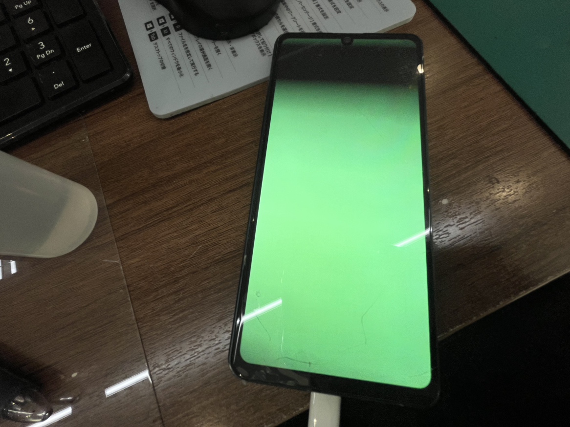 AQUOS sense8の液晶画面交換も対応しております！