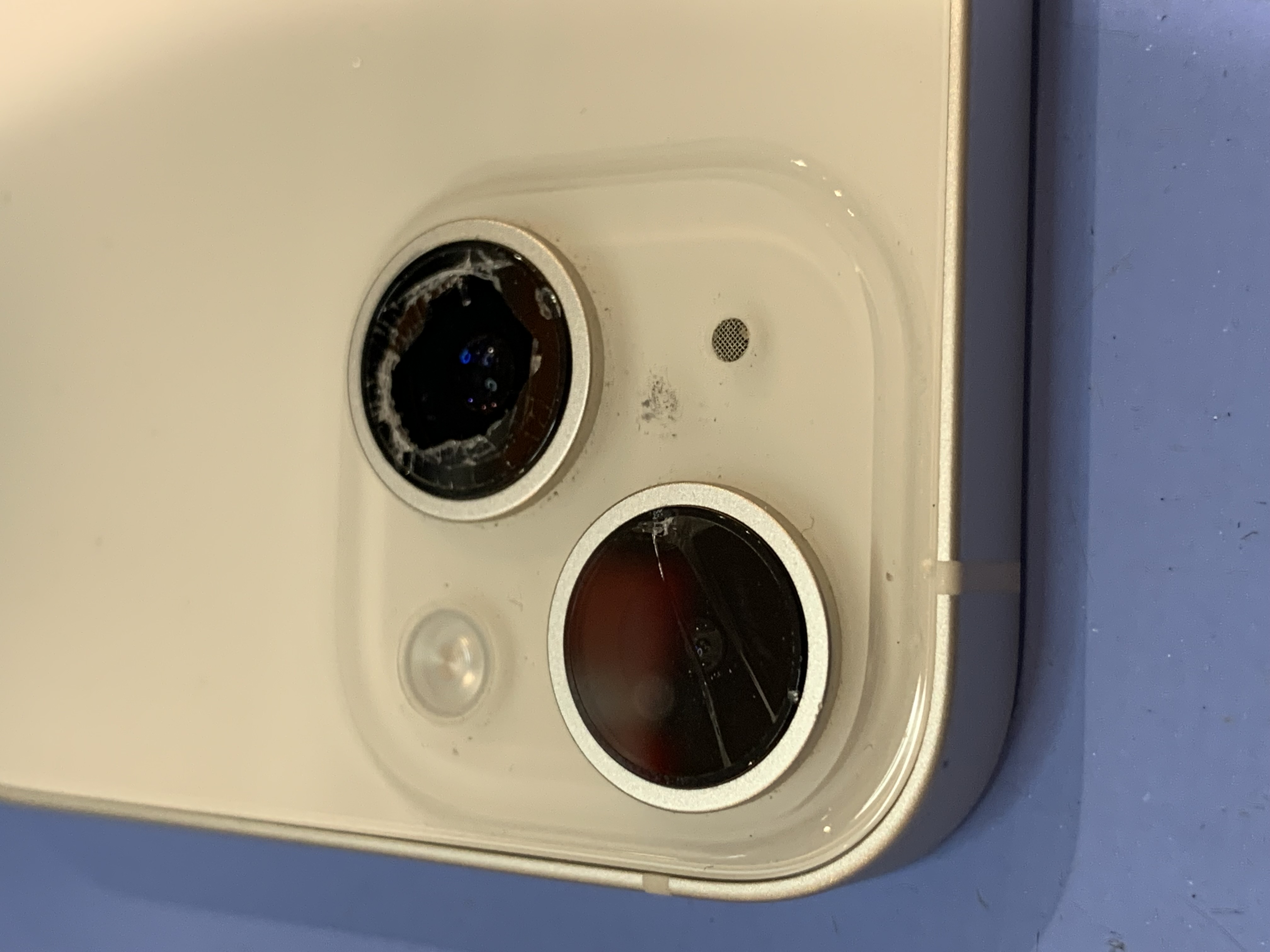 iPhoneのカメラレンズ修理も可能です/三郷市よりご来店【スマホ修理工房フレスポ八潮店】