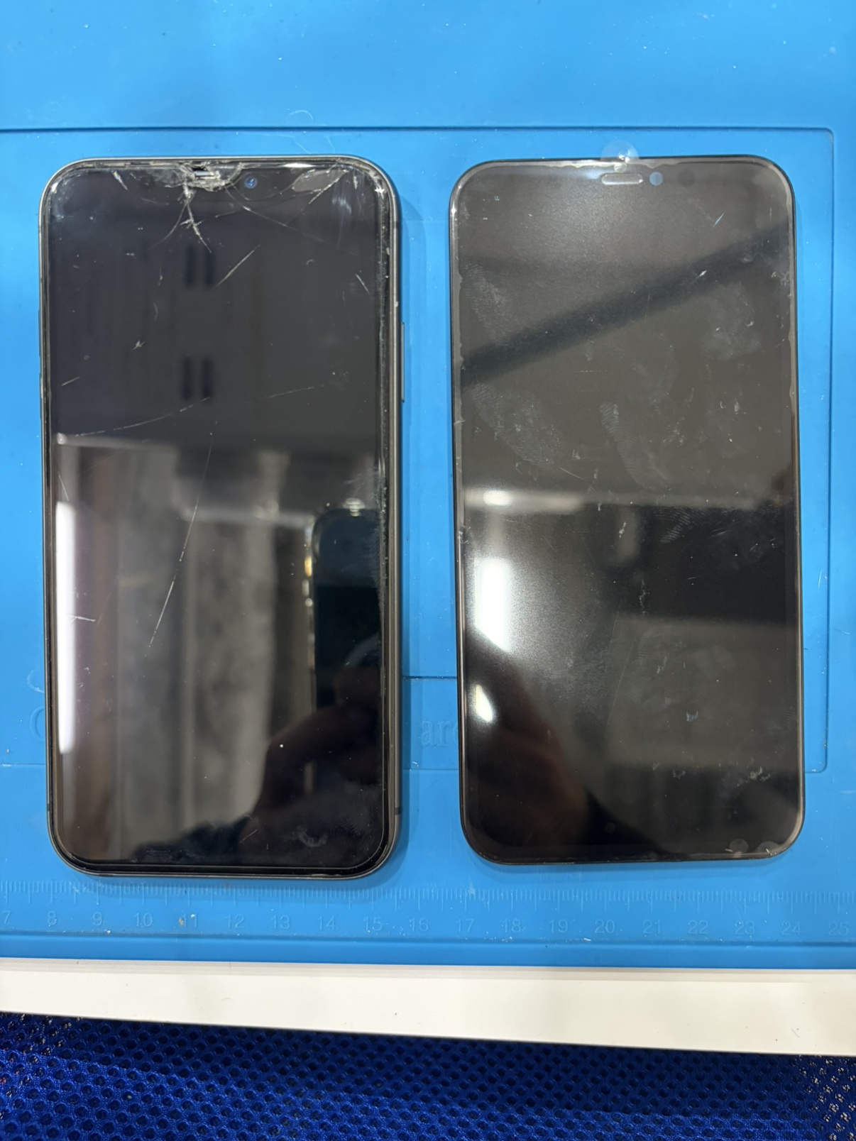 iPhone11 (アイフォン11)の画面修理なら【スマホ修理工房 池袋P'パルコ本店】にお任せください！