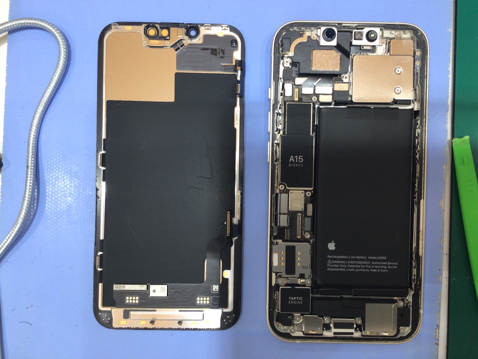 iPhone13のバッテリー交換は、データそのまま・即日修理のスマホ修理工房イーアス高尾店へ！