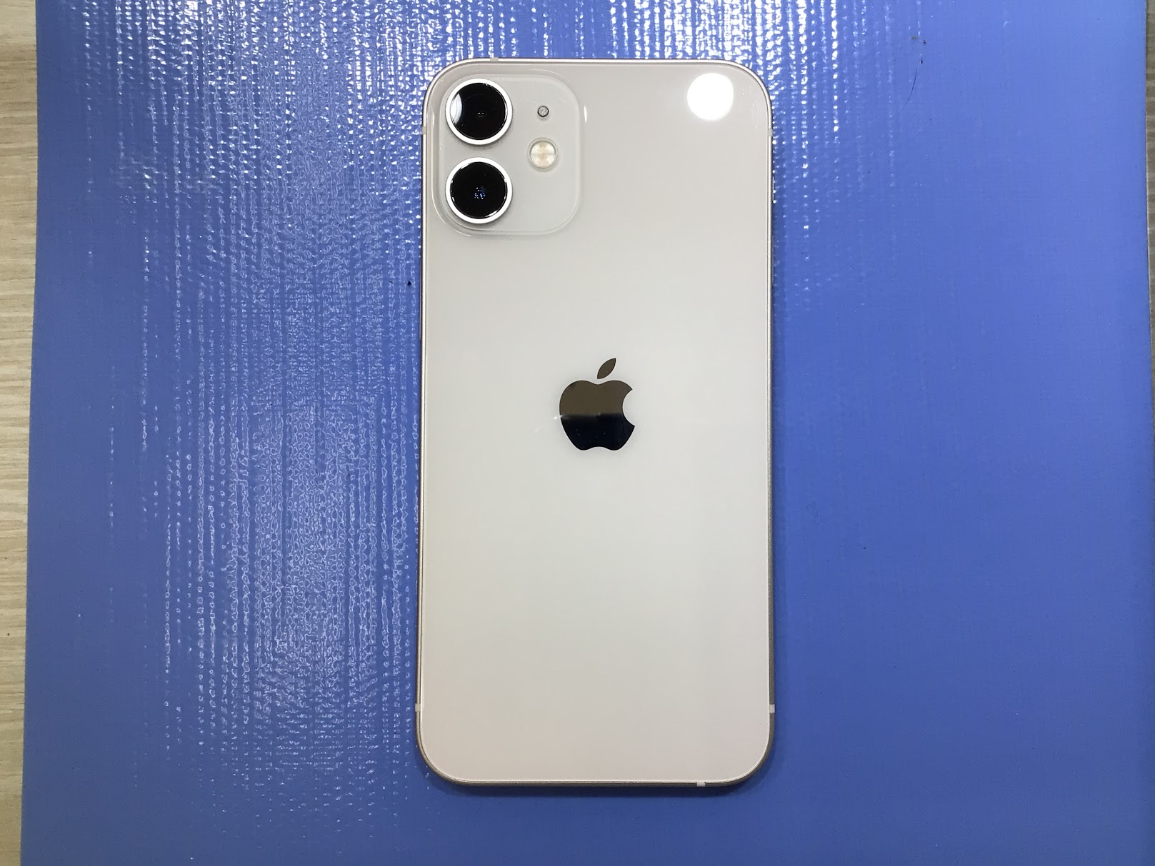 iPhone12バッテリー修理　データをそのまま・最短即日修理のスマホ修理工房 二俣川店にご相談下さい！