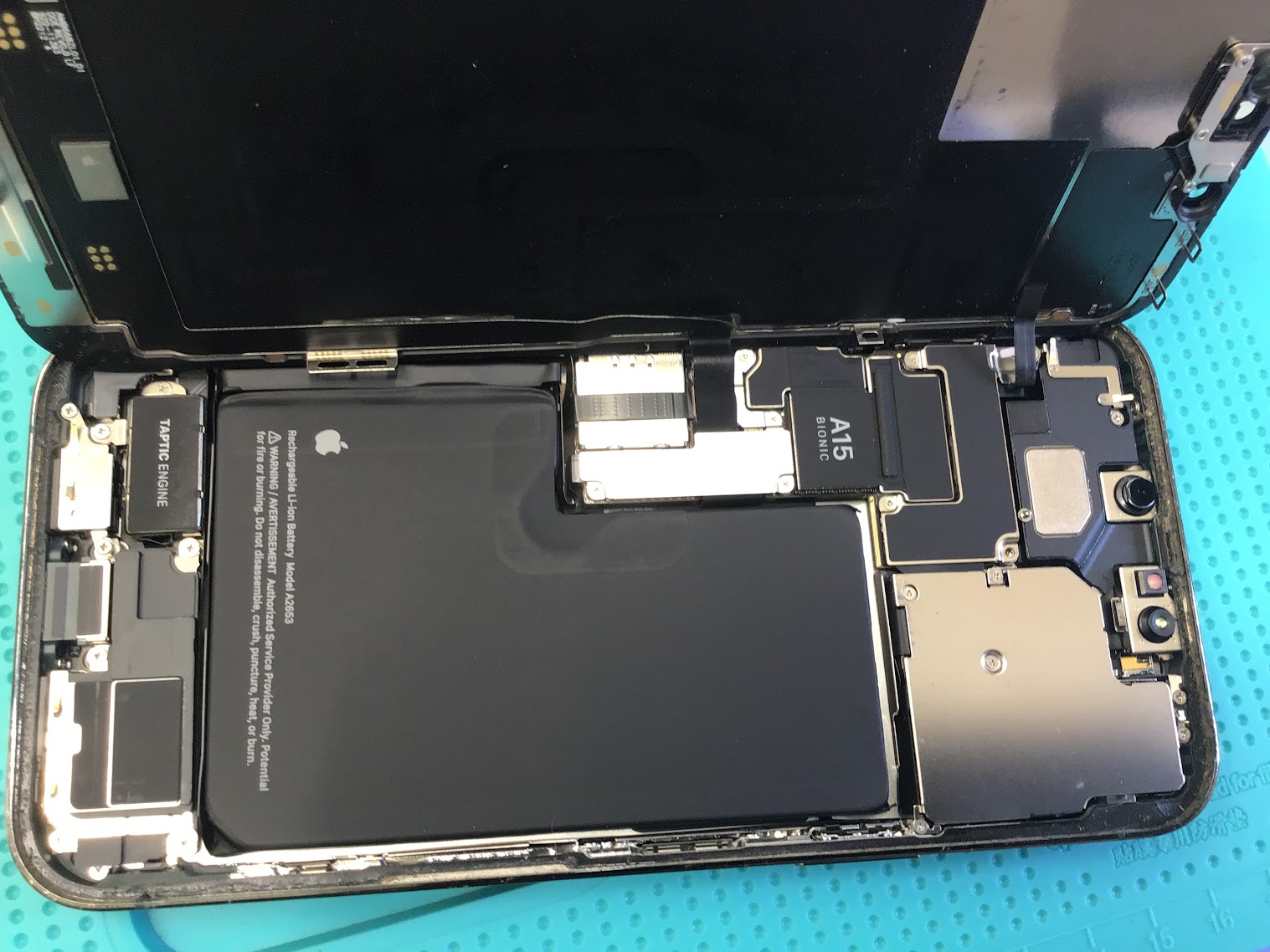 iPhone13ProMax修理　データをそのまま・最短即日修理のスマホ修理工房八王子オクトーレ店にご相談ください！