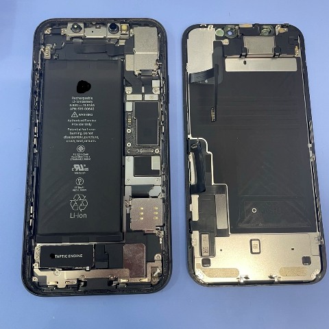 iPhone11 パネル交換