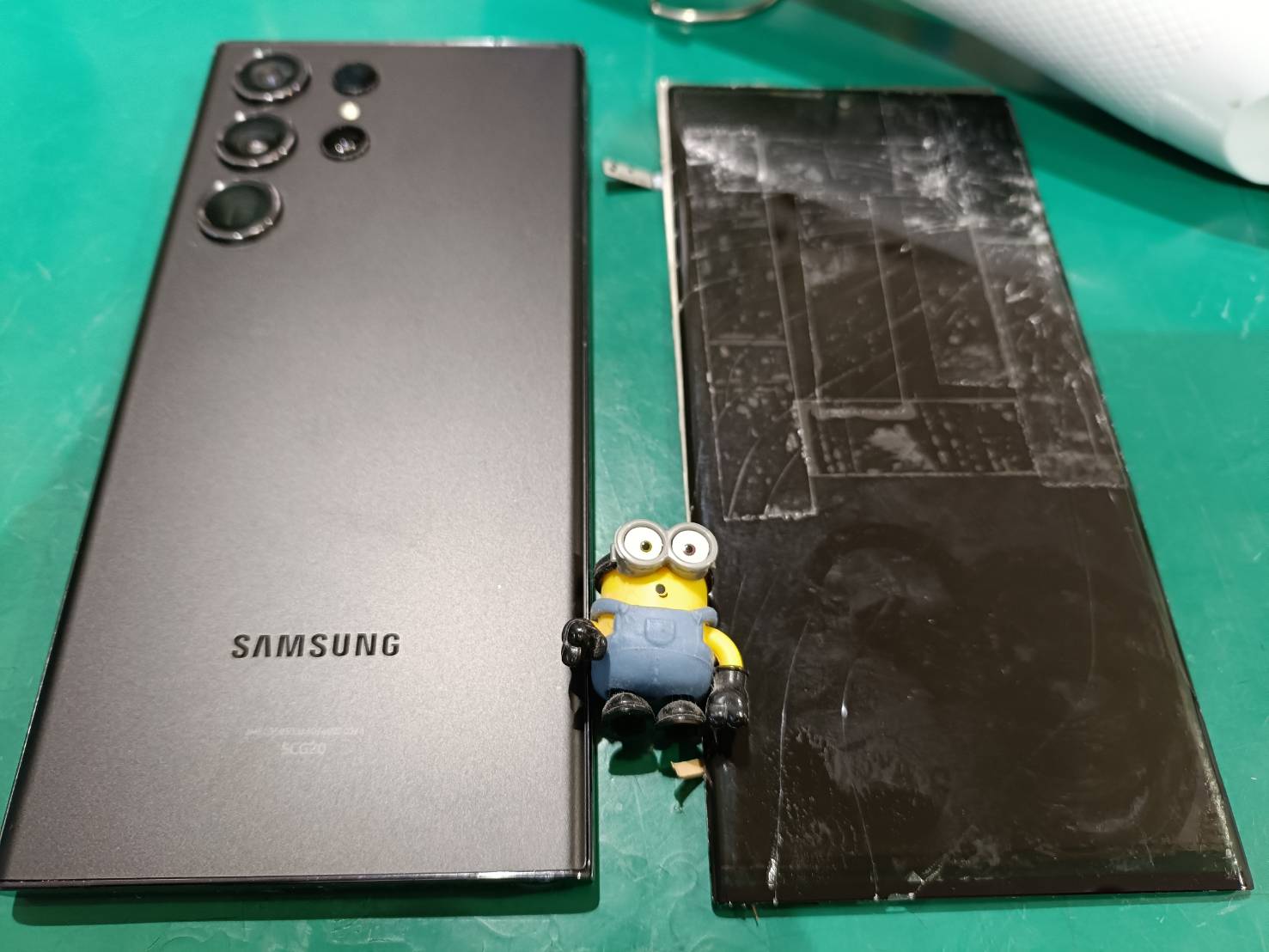 GalaxyS23 ULTRA　画面割れです💦