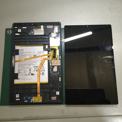 【釧路店】Lenovo Tab M10 HD(X306)のパネル交換承りました！