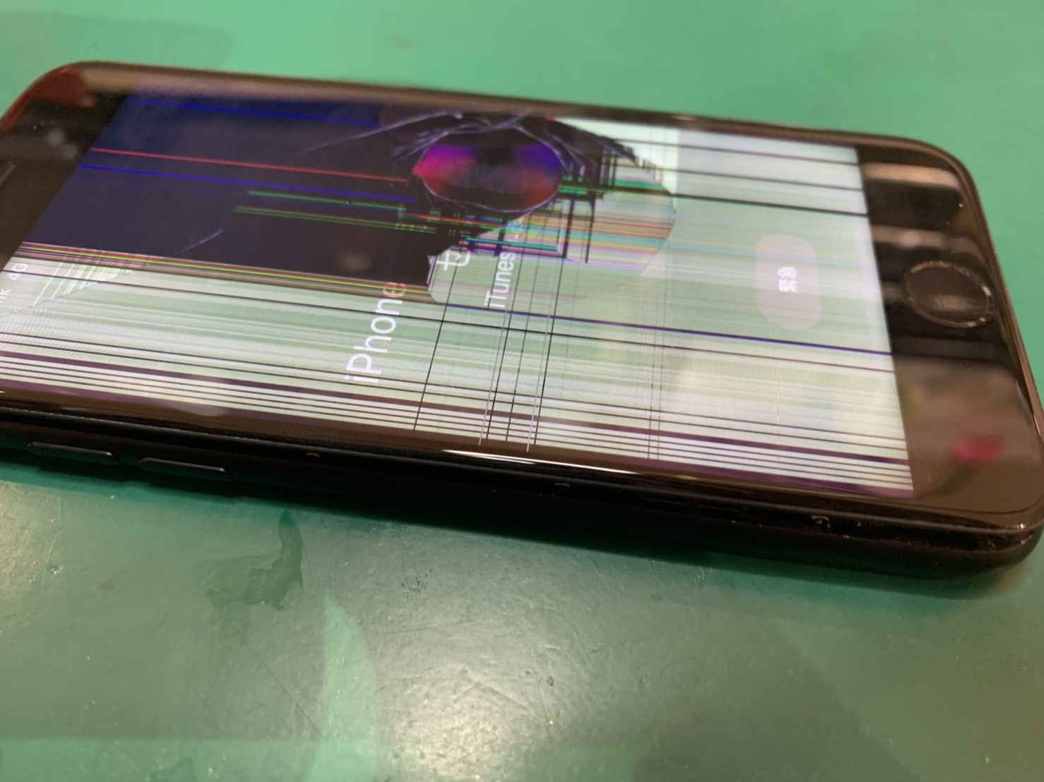 越谷市からご来店！iPhoneSE2のガラス交換修理！【スマホ修理工房ALCo越谷店】