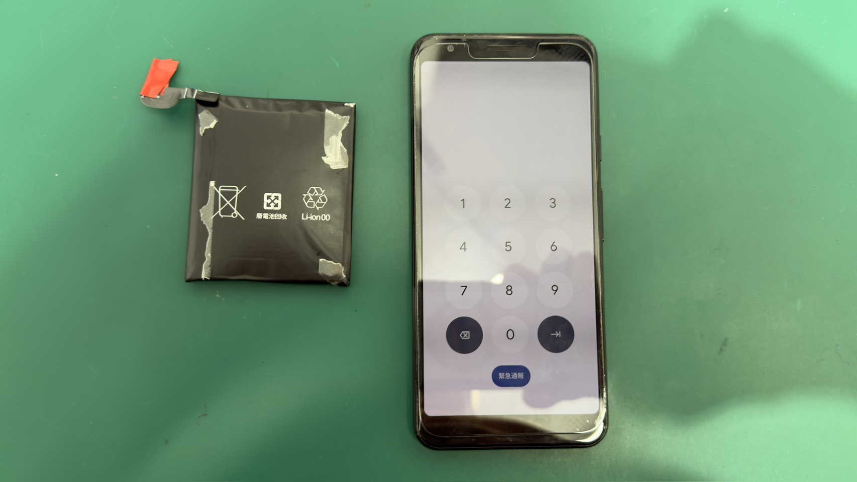 Google Pixel3aバッテリー膨張による電池交換【登戸・向ヶ丘遊園店】