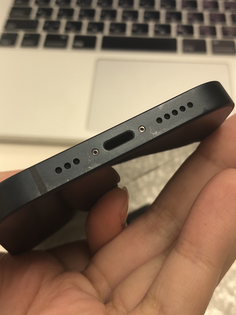 修理、クリーニングもおこなっております。【スマホ修理工房海老名ビナウォーク店】