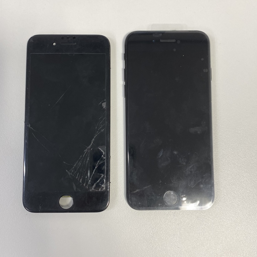 iPhoneSEパネル交換（アイフォン）