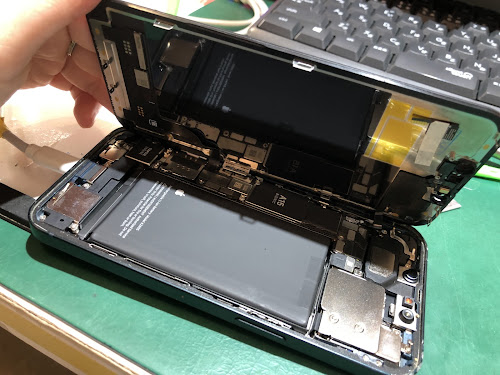 iPhone13画面交換をさせて頂きました