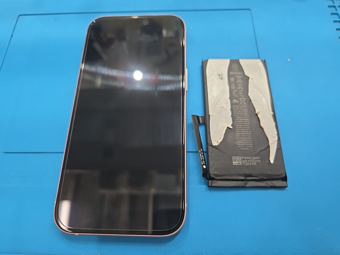 iPhone15（アイフォン）のバッテリー交換なら【スマホ修理工房池袋P‘パルコ店】へお越しください！