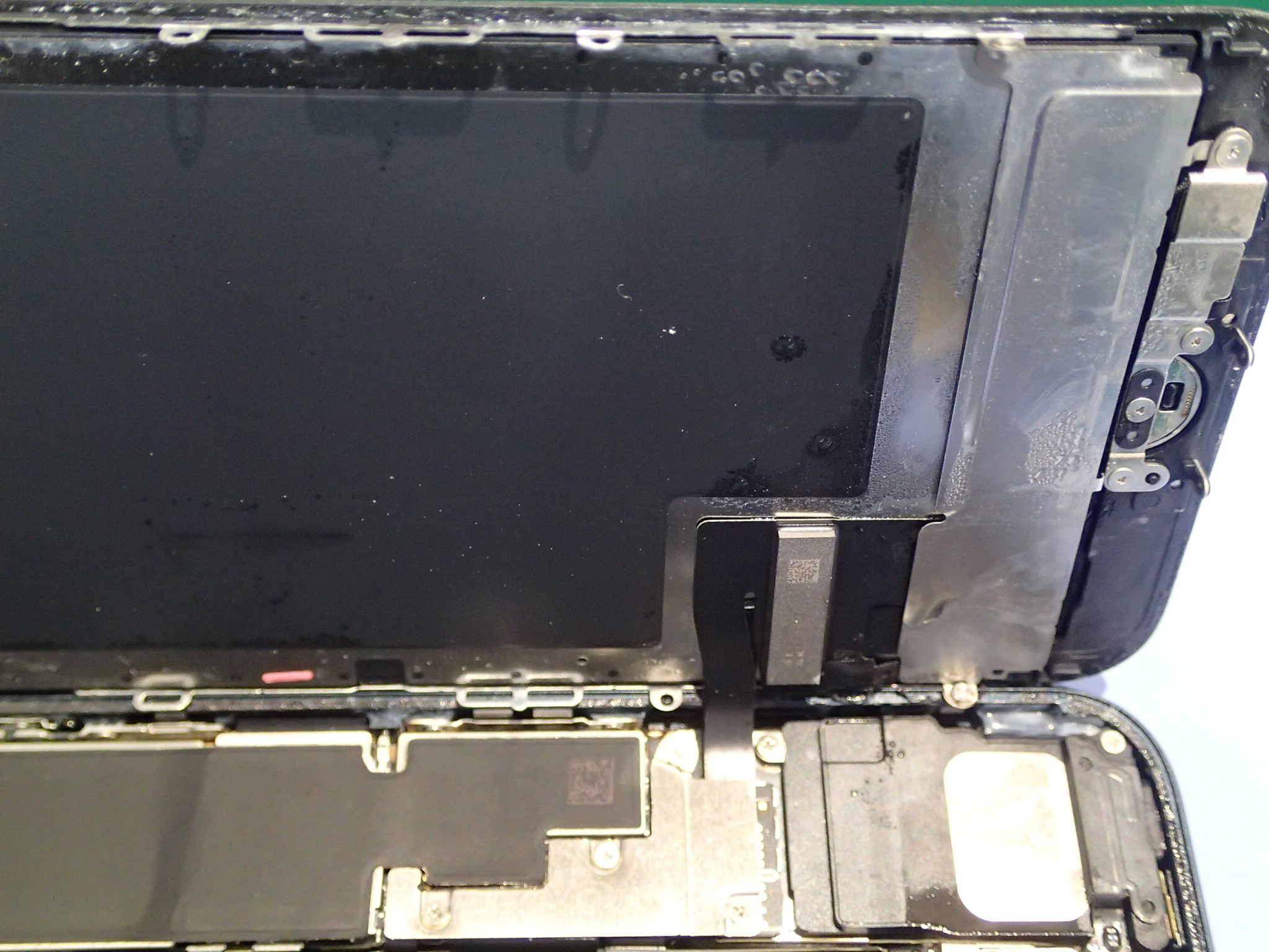 足立区よりiPhoneの水没修理