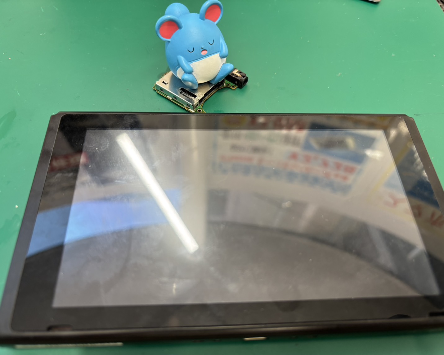 Nintendo switch (にんてんどーすいっち)　ゲームカードスロット交換【登戸・向ケ丘遊園店】