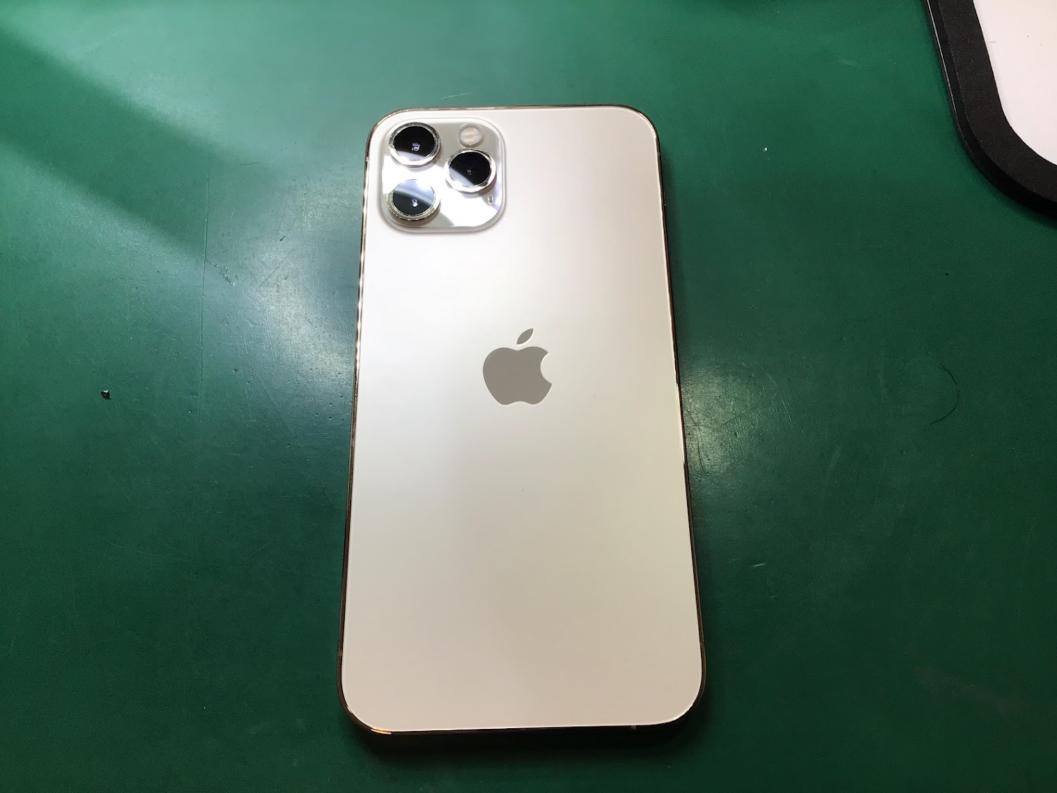 iPhone14ProMaxバッテリー交換をさせて頂きました！