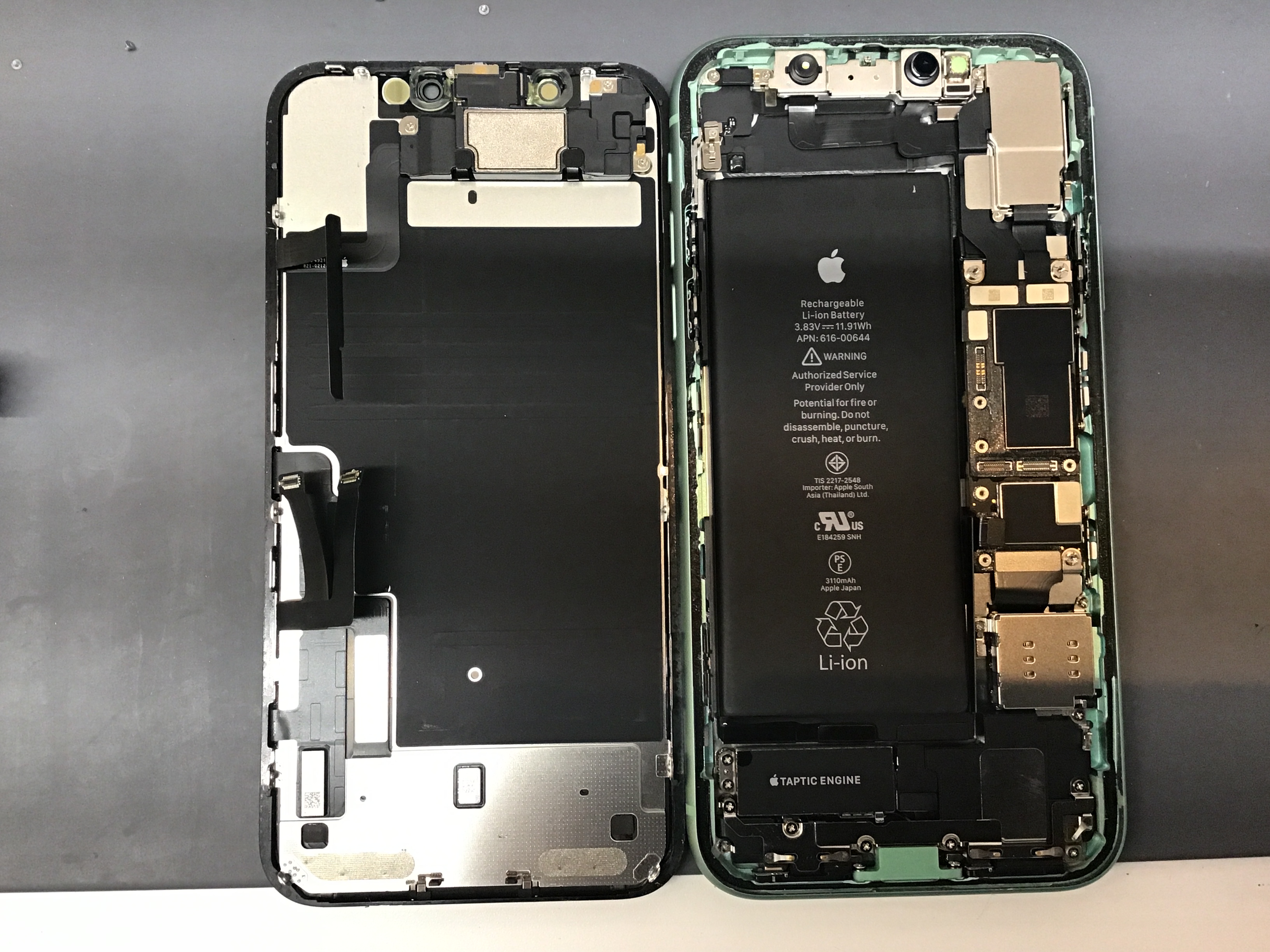 iPhone12のバッテリー交換は、データそのまま・即日修理のスマホ修理工房　西八王子店へ！