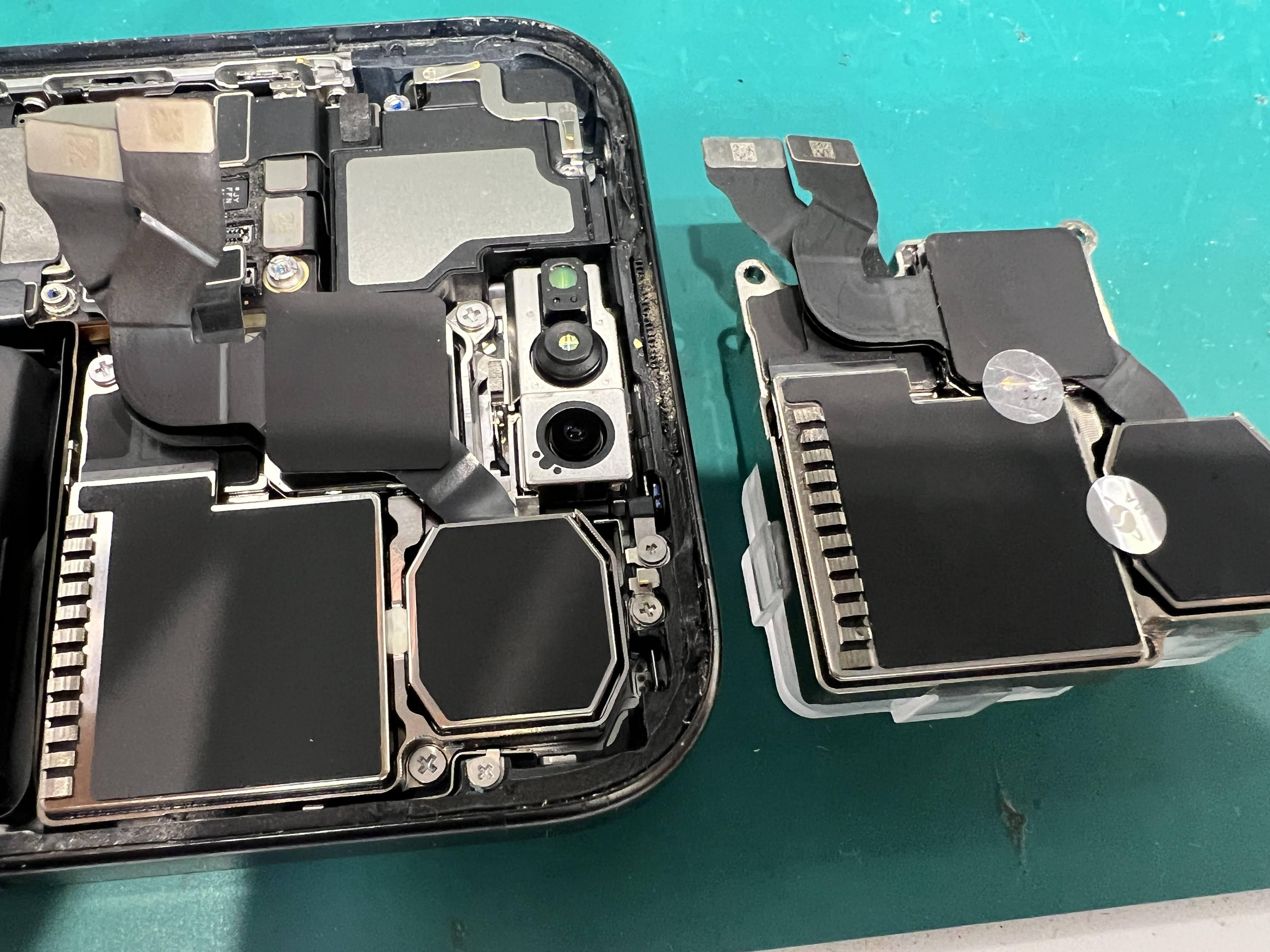 iPhone15 Pro（アイフォン）リアカメラが映らない・黒画面になる症状