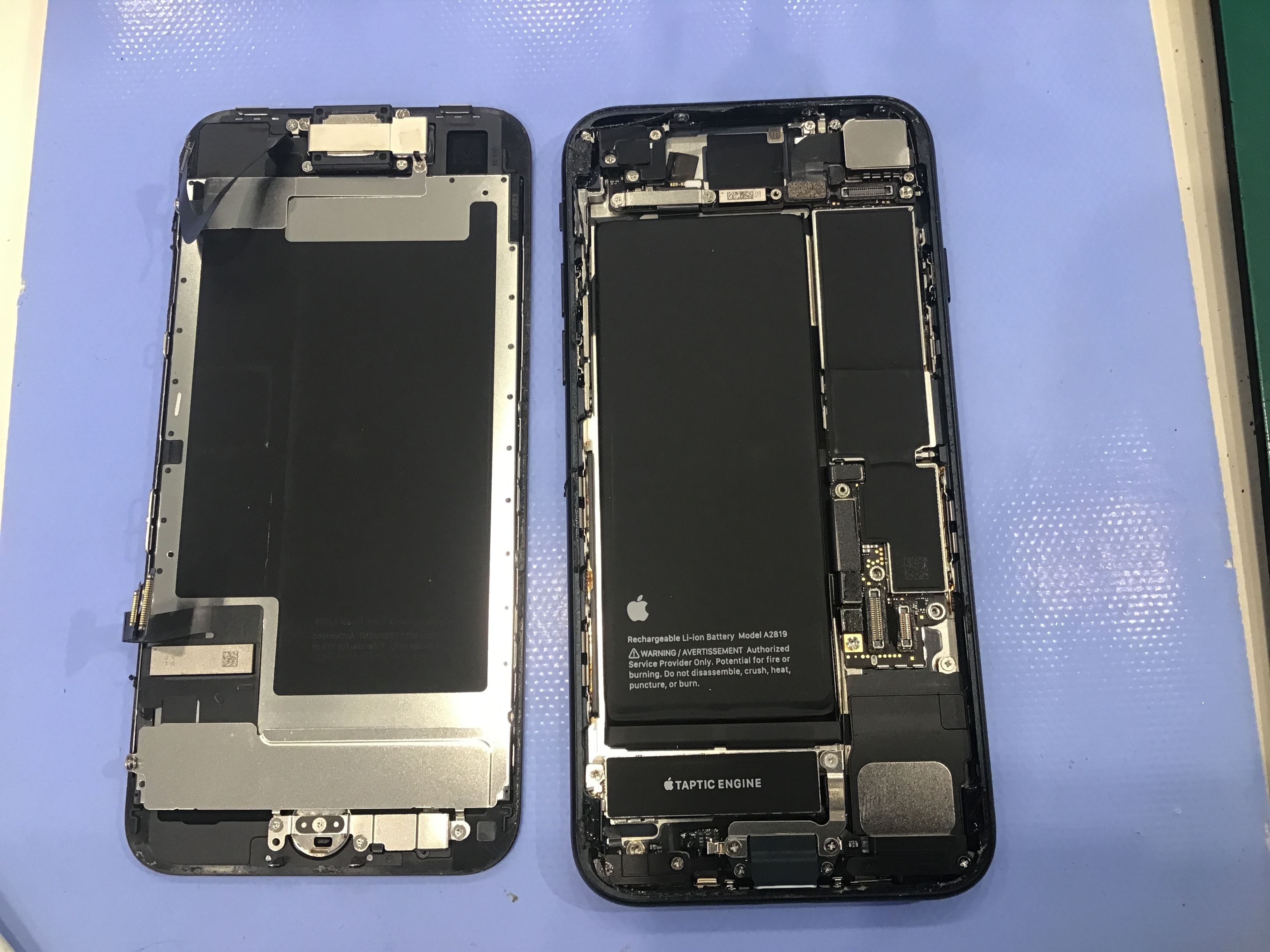 iPhoneSE3のバッテリー交換は、データそのまま・即日修理のスマホ修理工房　聖蹟桜ヶ丘店へ！