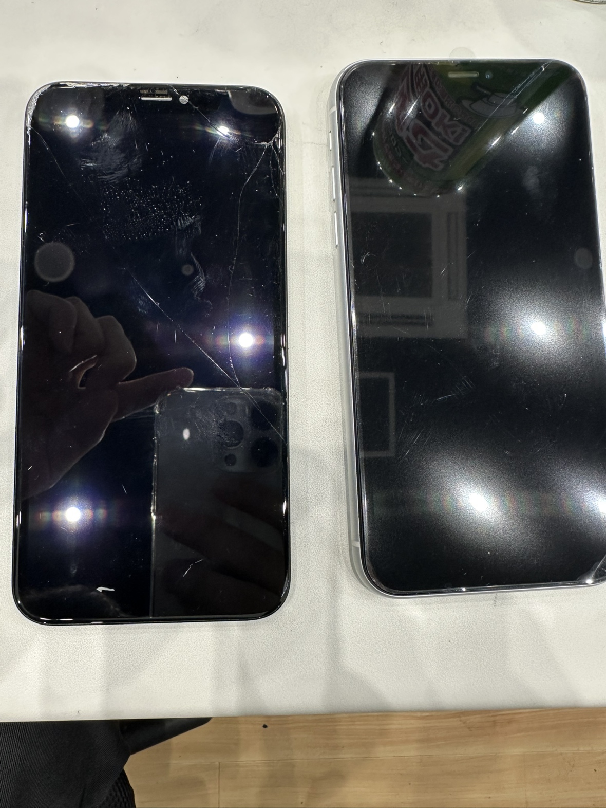 iPhone XR（アイフォン）の画面割れはスマホ修理工房イオンモール福岡店で即日修理可能です！