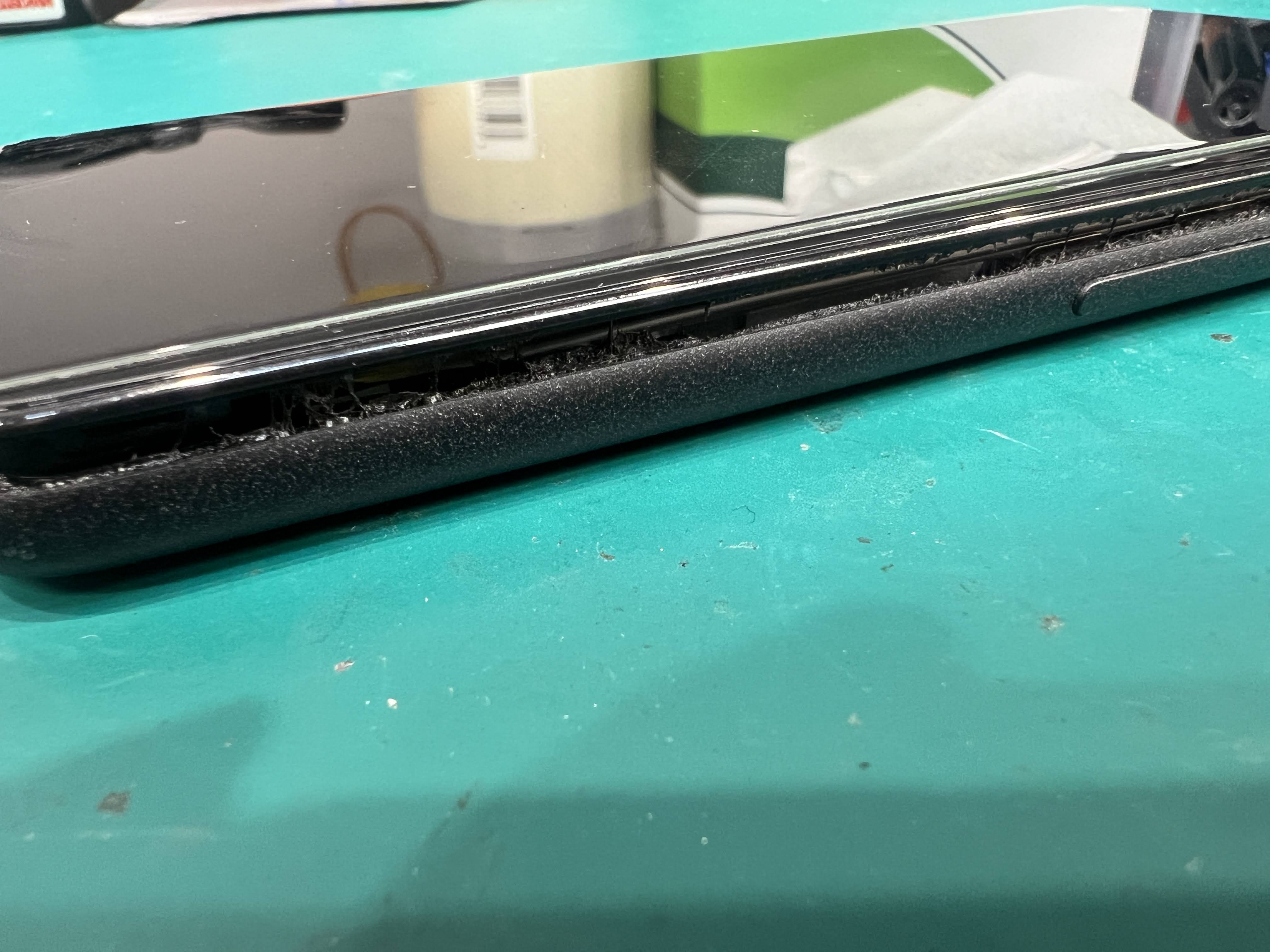 Pixel5（ピクセル）画面浮きの原因はバッテリー膨張