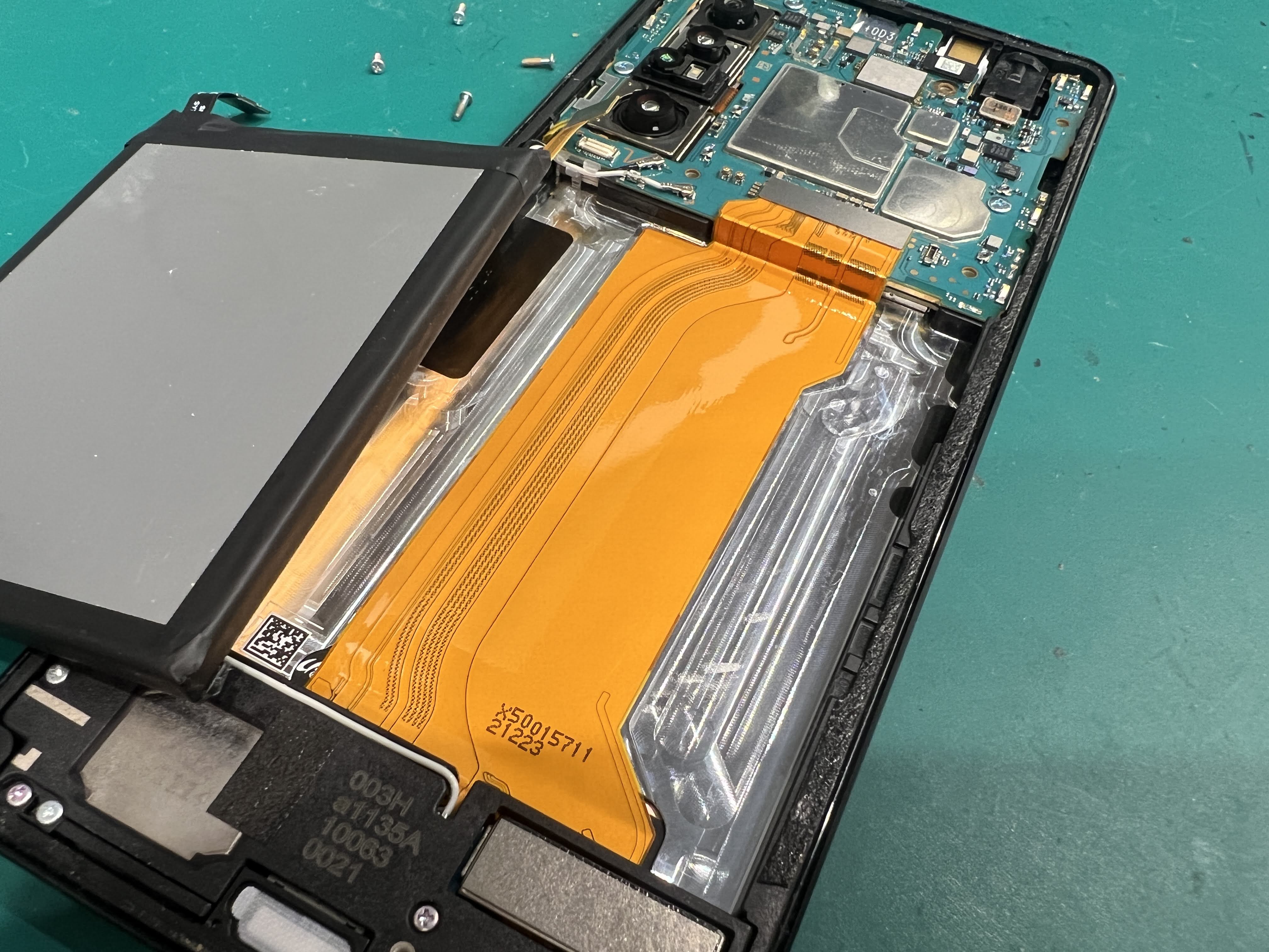 Xperia 1 II（エクスペリア）バッテリー劣化による交換修理のご相談