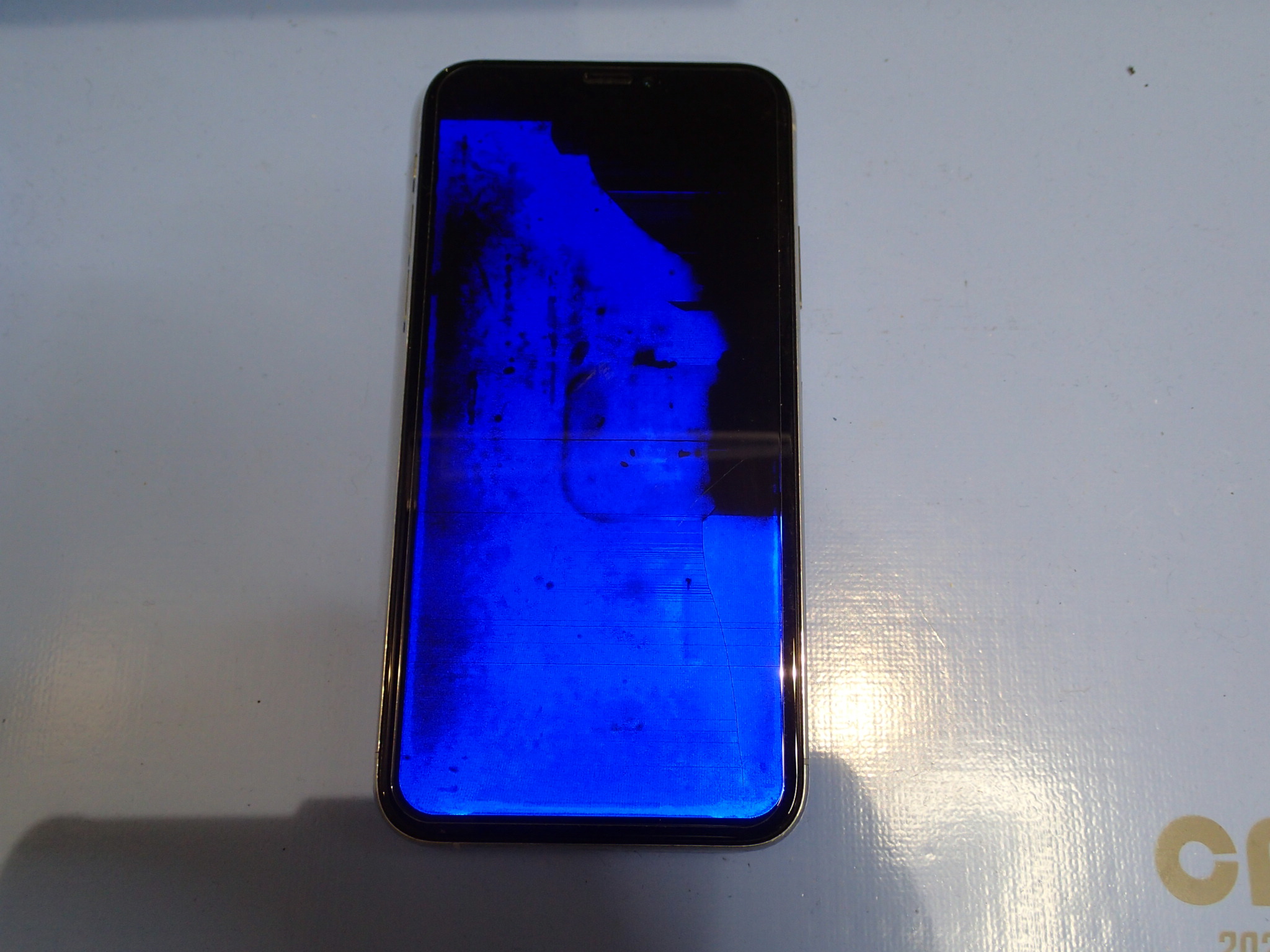 iPhone11画面破損の持ち込み　葛飾区より【スマホ修理工房フレスポ八潮店】